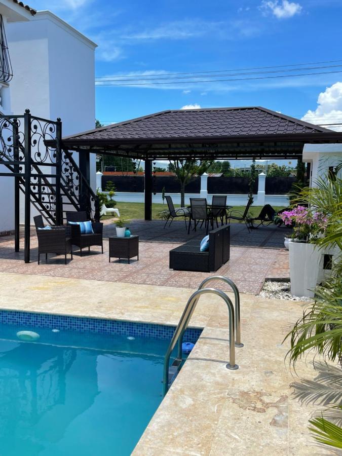 Villa The Gil Place Santiago De Los Caballeros Exterior foto